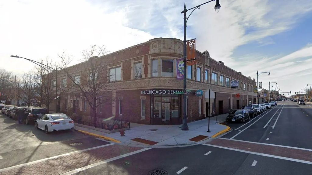 4744 N Kostner Avenue, Chicago