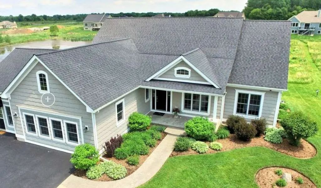 16214 Stacy Lane, Huntley