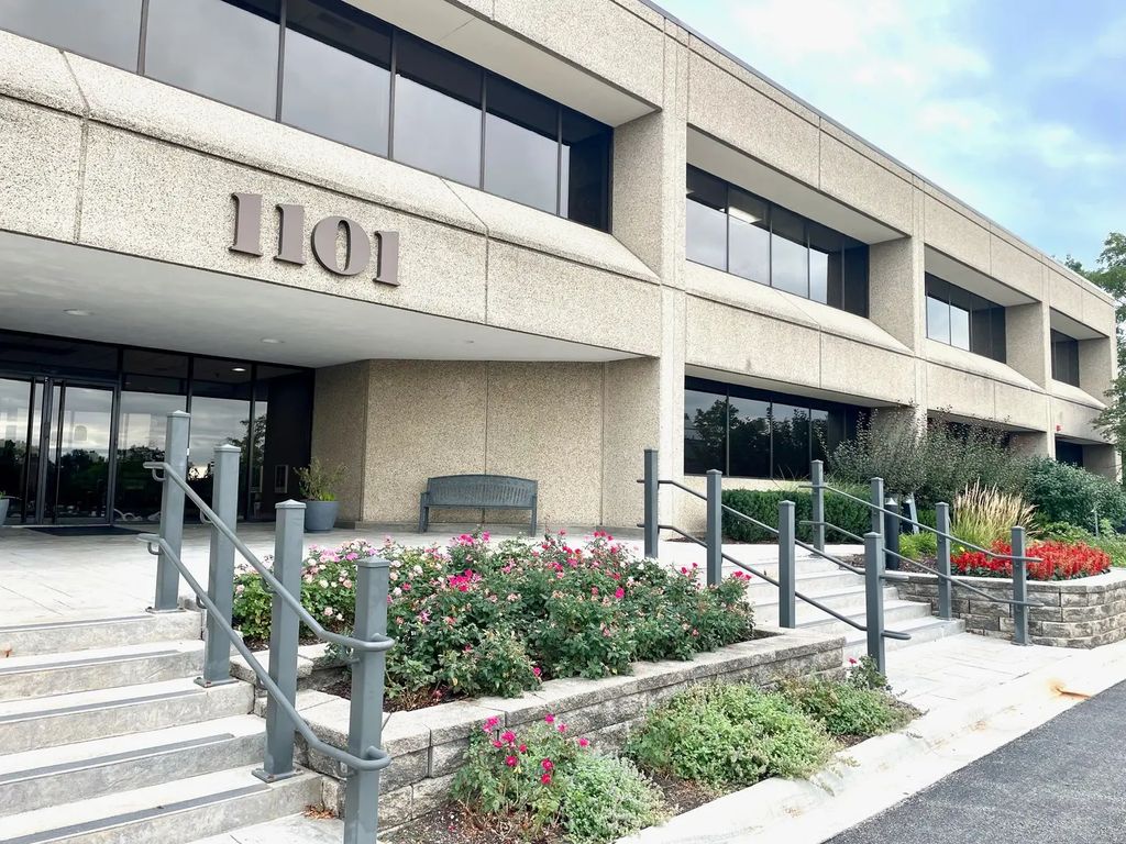 1101 31st Street 150, Downers Grove