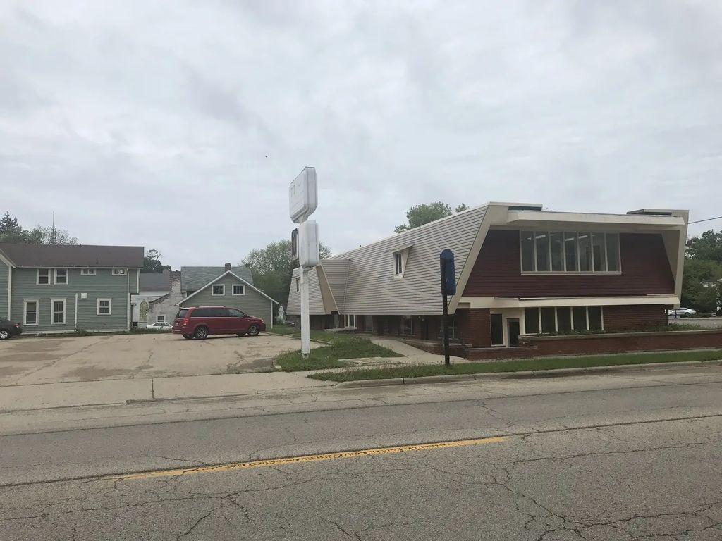 777 S Main Street All, Princeton