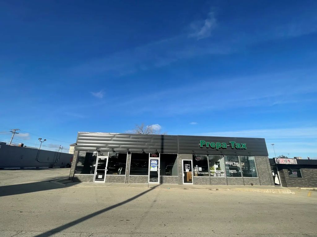 2850 Belvidere Road, Waukegan