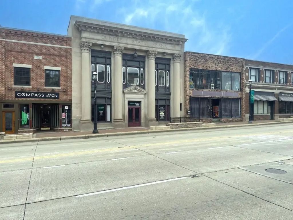119 W Main Street 101-102-ll1-ll2, West Dundee