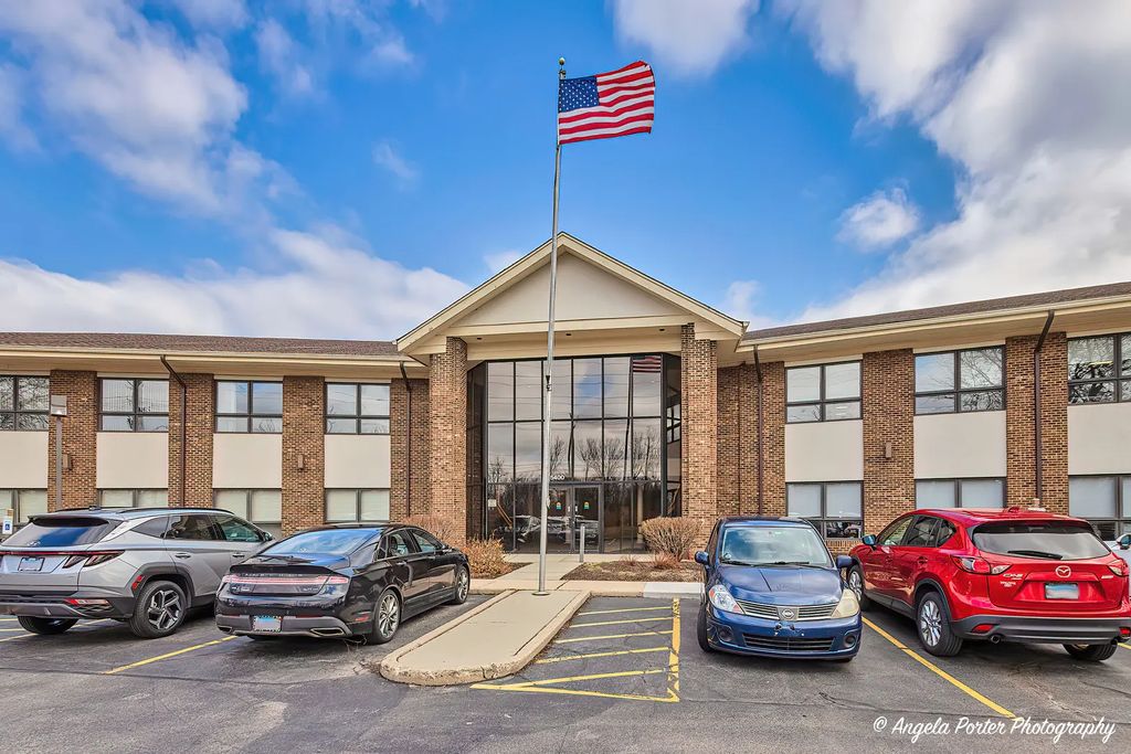 5400 W Elm Street 200-204, McHenry