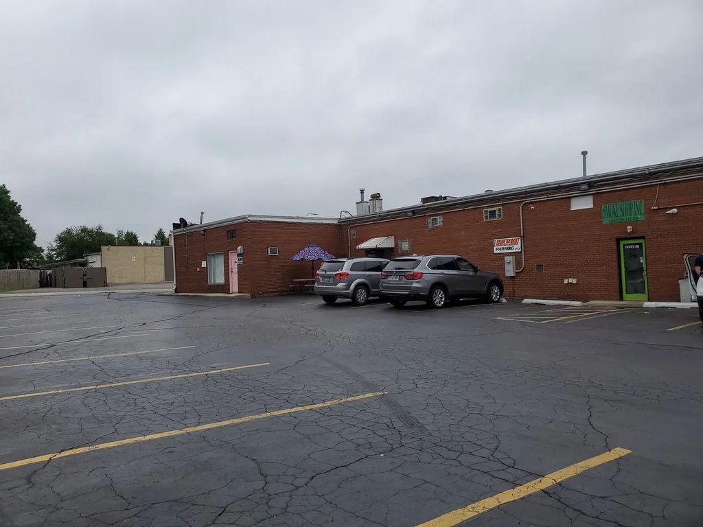 1551 Plainfield Road, Joliet