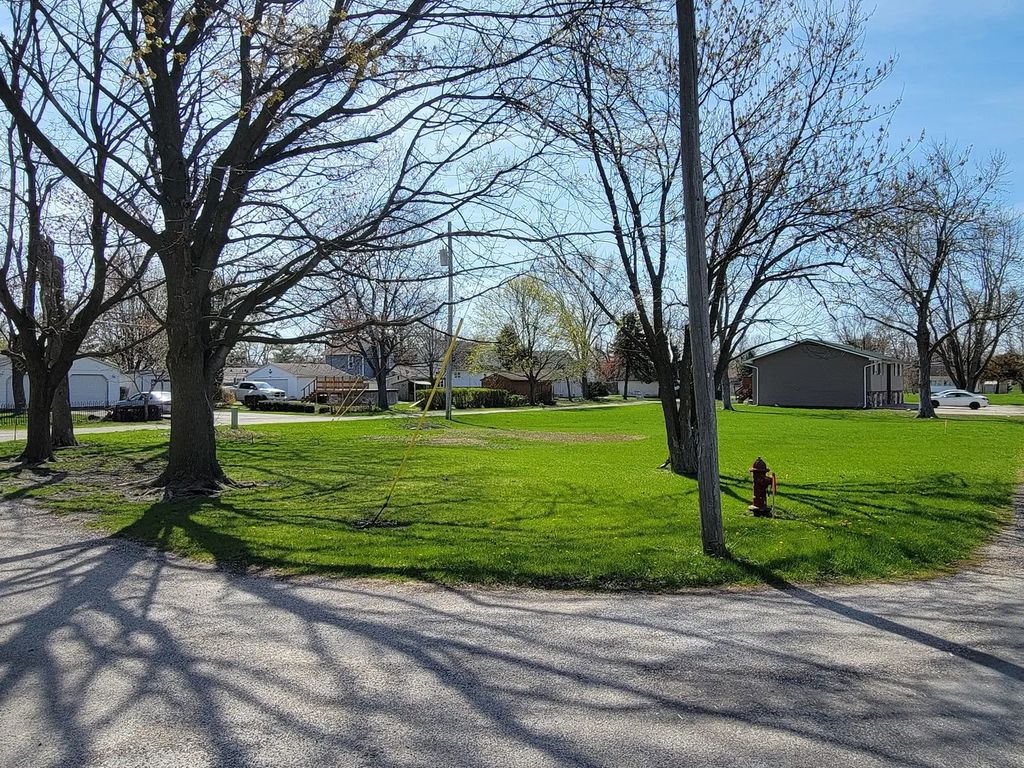 829 Lincoln Street, Minonk
