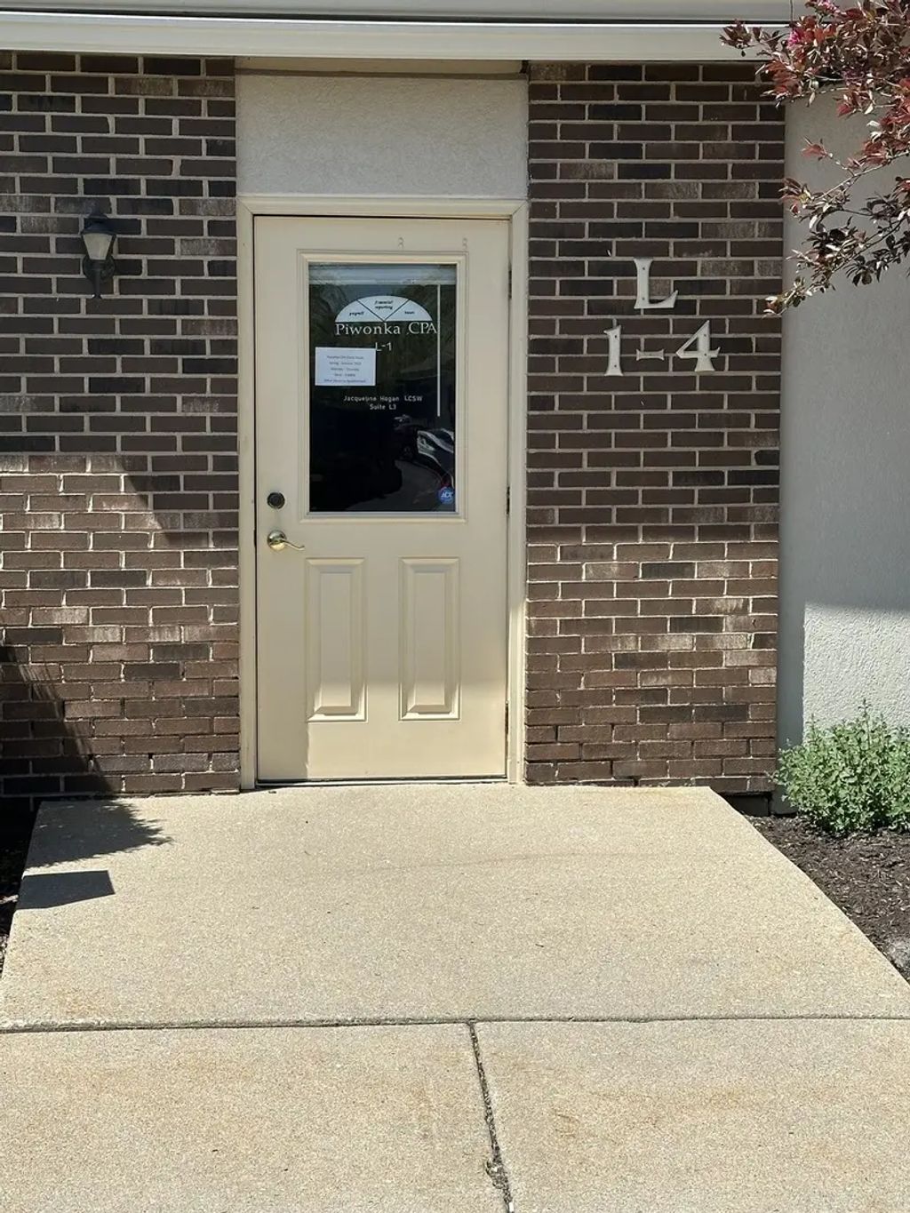 5404 W Elm Street L-3, McHenry