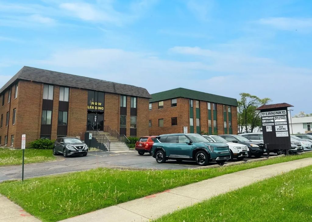 701 E Irving Park Road, Roselle