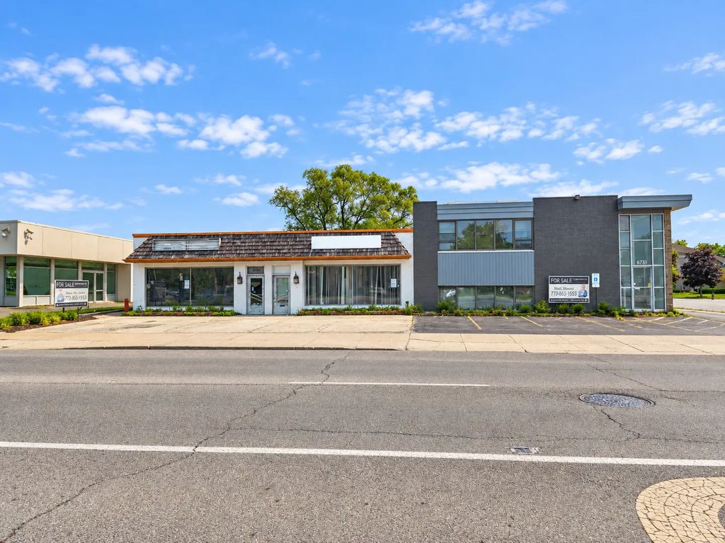 6731-6733 N Lincoln Avenue, Lincolnwood