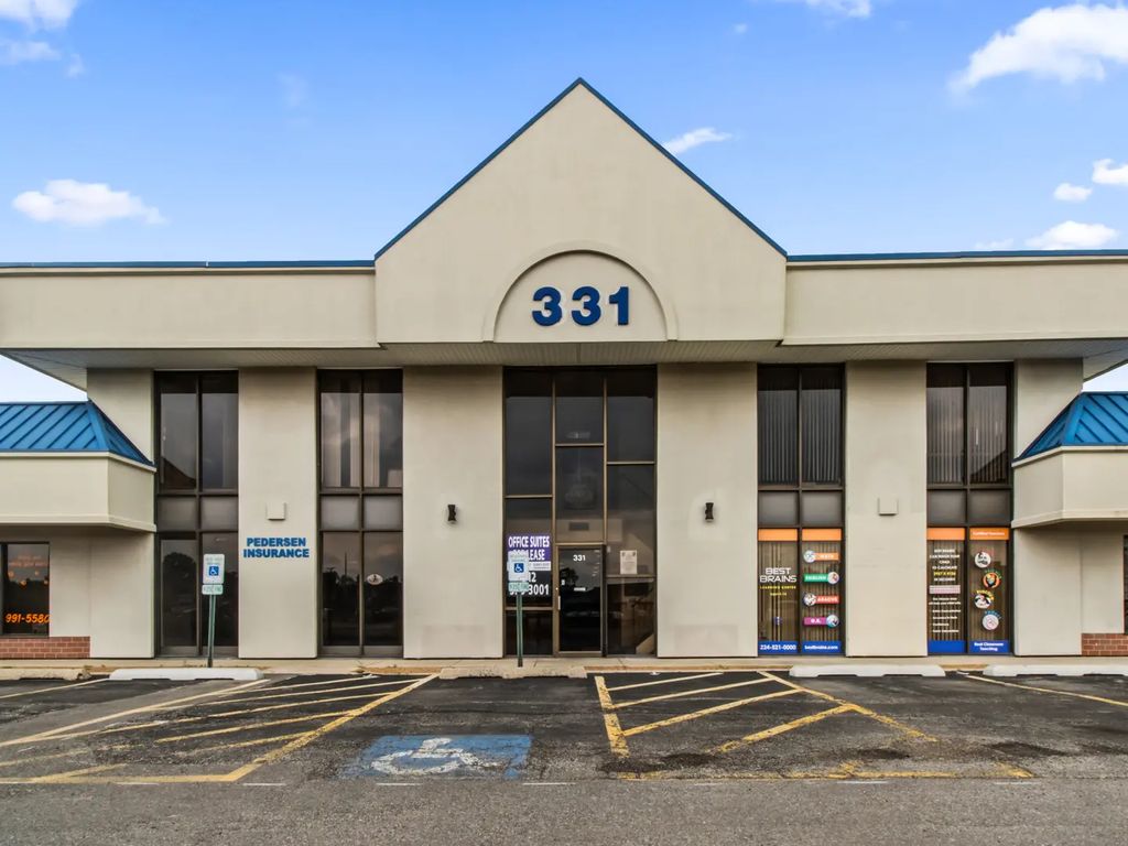 315-345 W Northwest Highway 207, Palatine