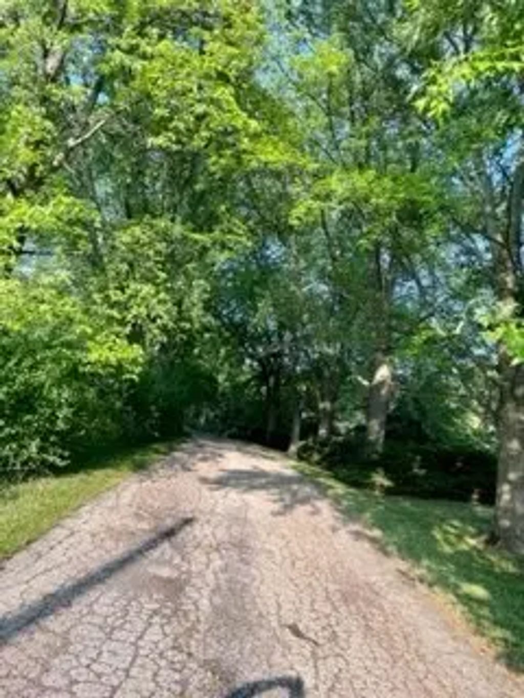 32865 N Us Highway 12, Volo
