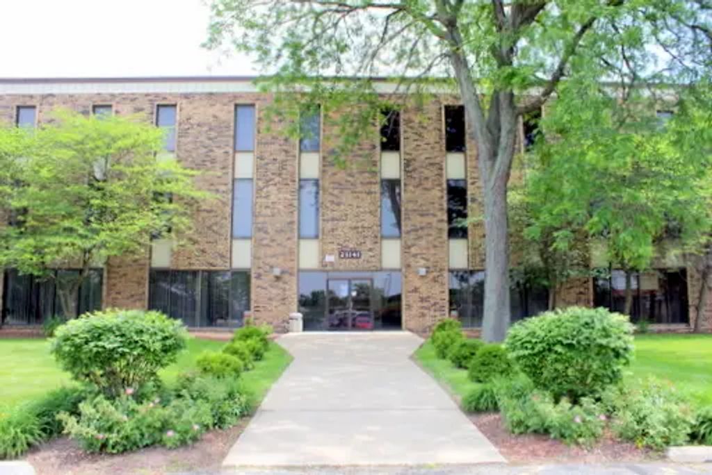 21141 Governors Highway, Matteson