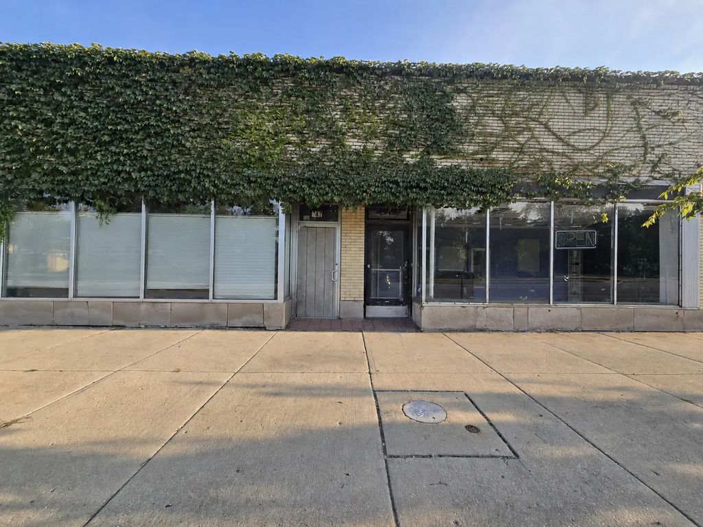 545-547 E 103rd Street, Chicago