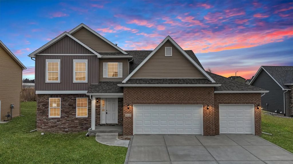8247 Dylan Drive, Merrillville