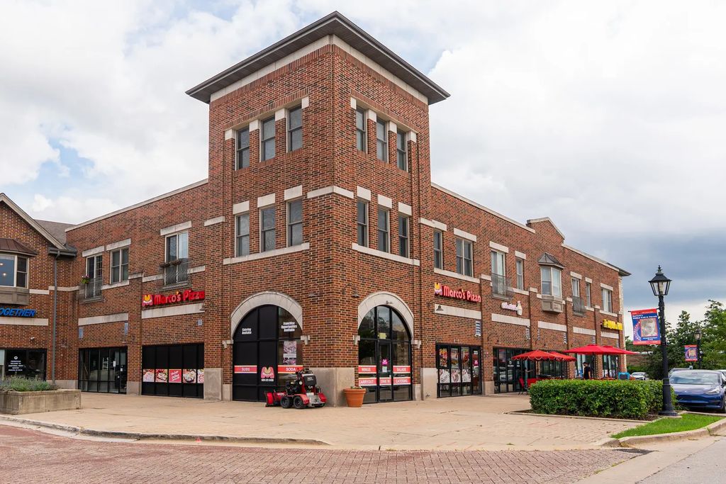 227 S Main Street, Bartlett