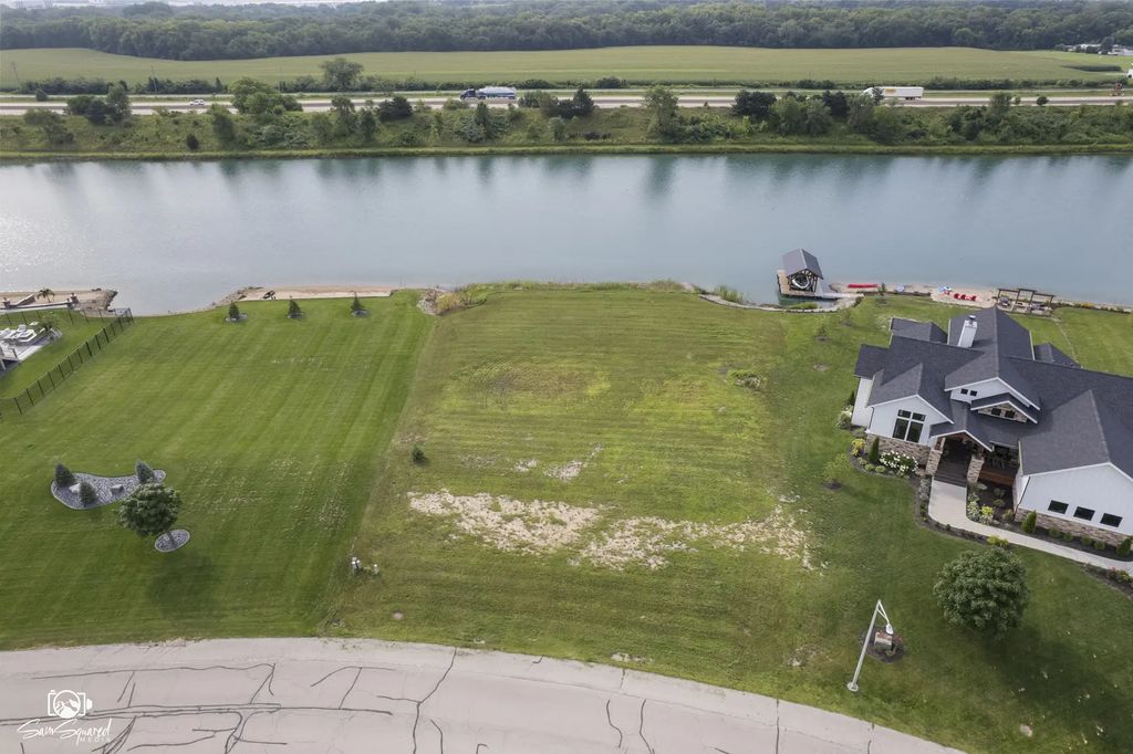 2812 Ninovan Lane, Minooka