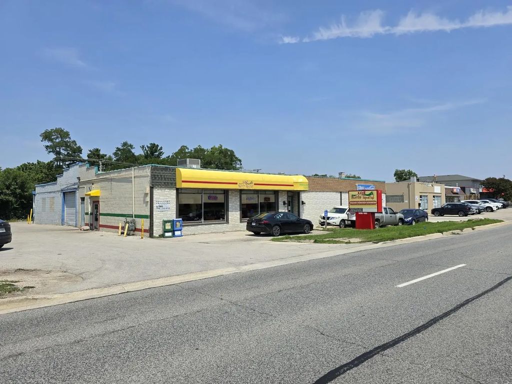 1340 Ogden Avenue, Downers Grove