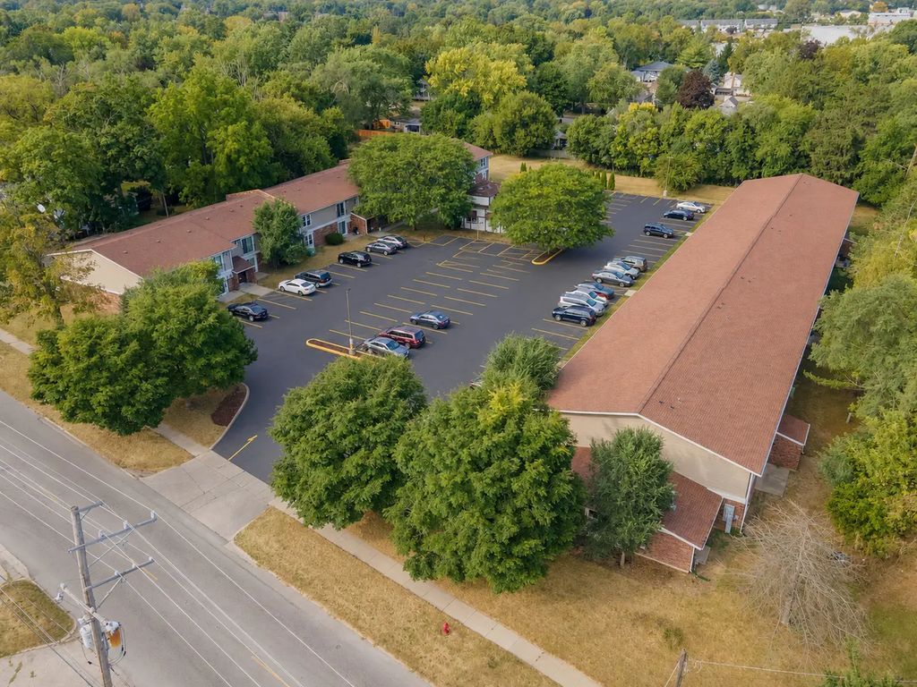 604-620 E Grant Highway, Marengo