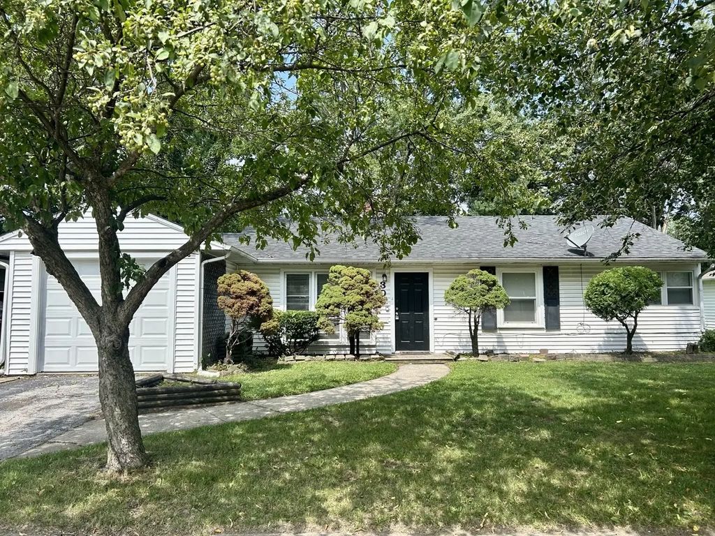 308 Shabbona Drive, Park Forest