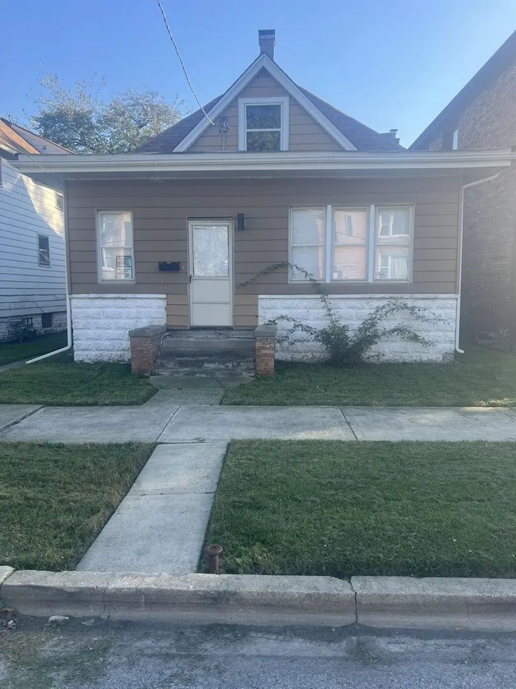 8 W 137th Place, Riverdale