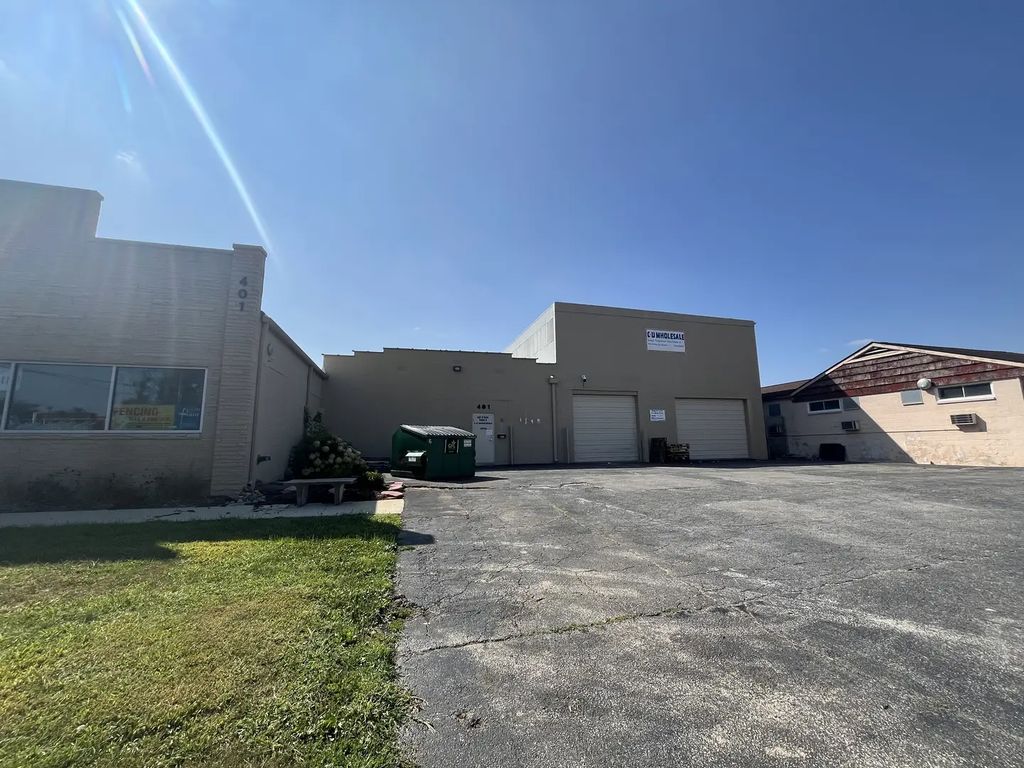 401 N Vine Street, Urbana
