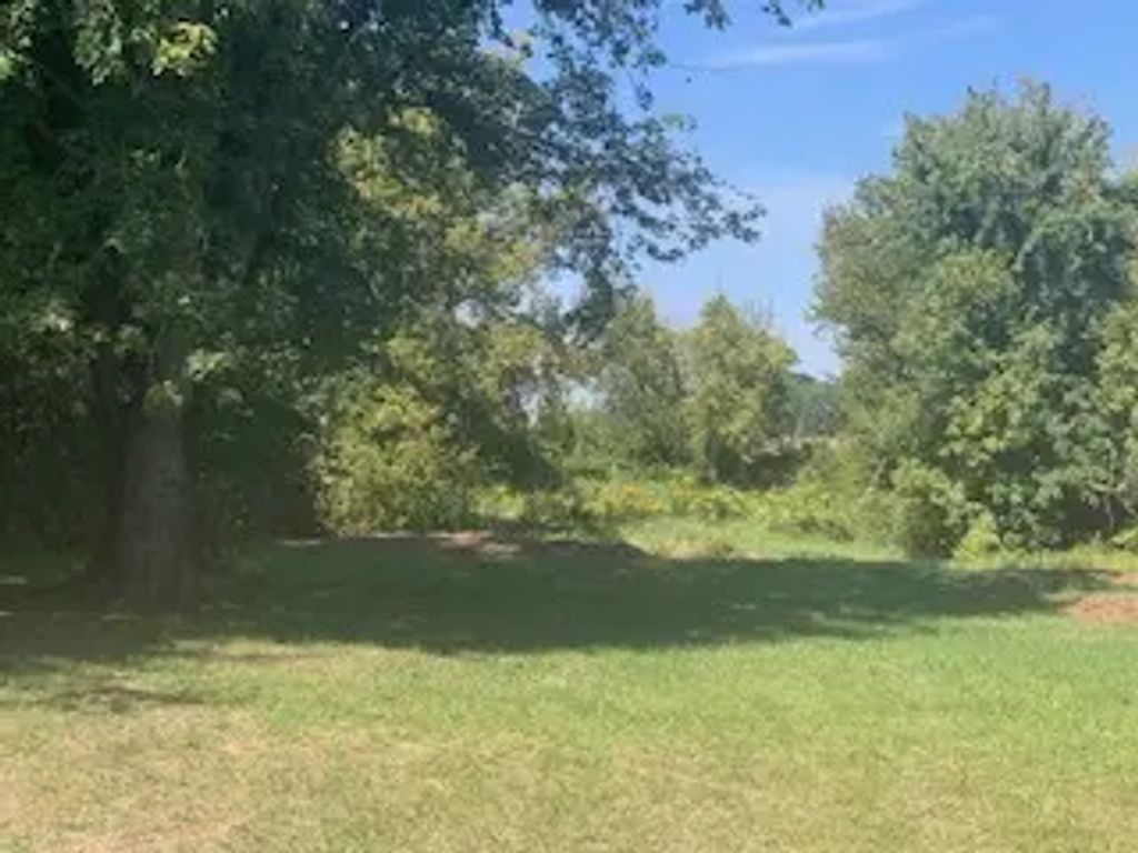 301 Constitution Drive, Poplar Grove