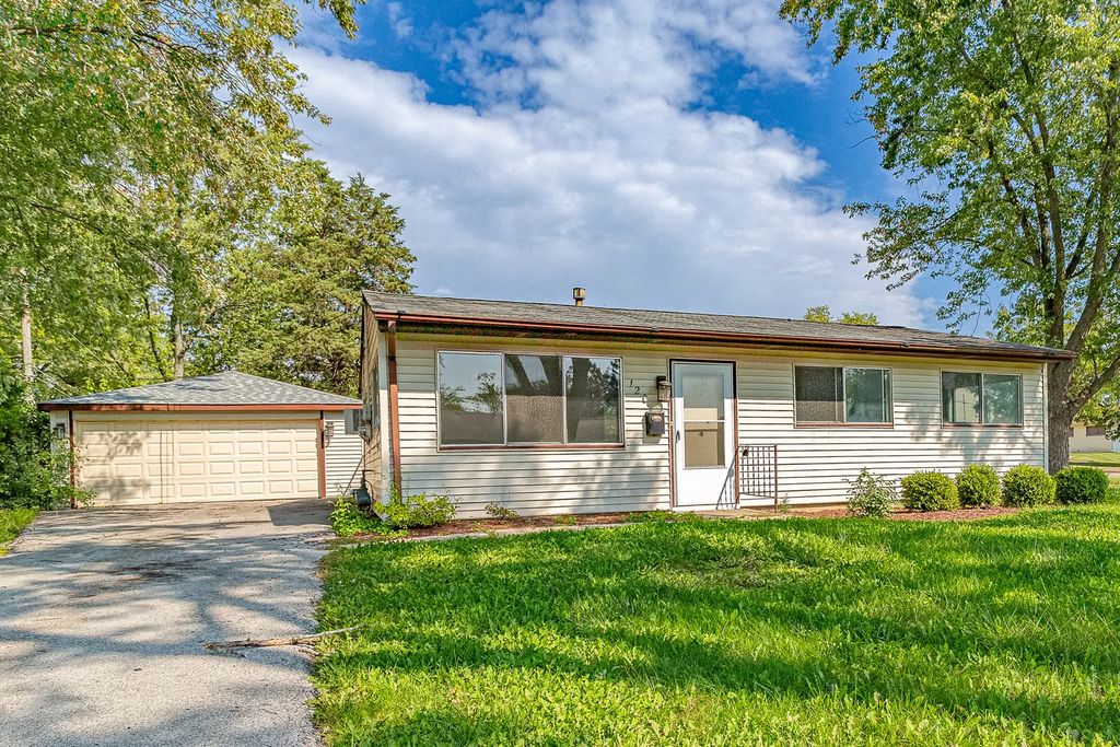 120 Grow Lane, Streamwood