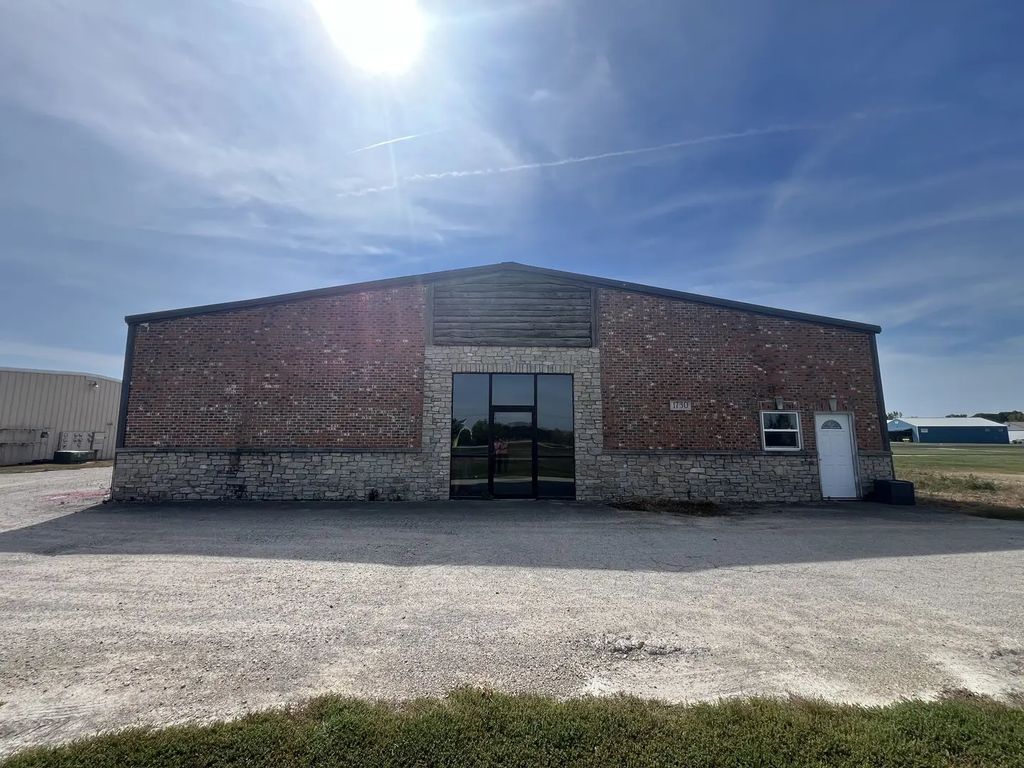 1730 W Church Street, Sandwich