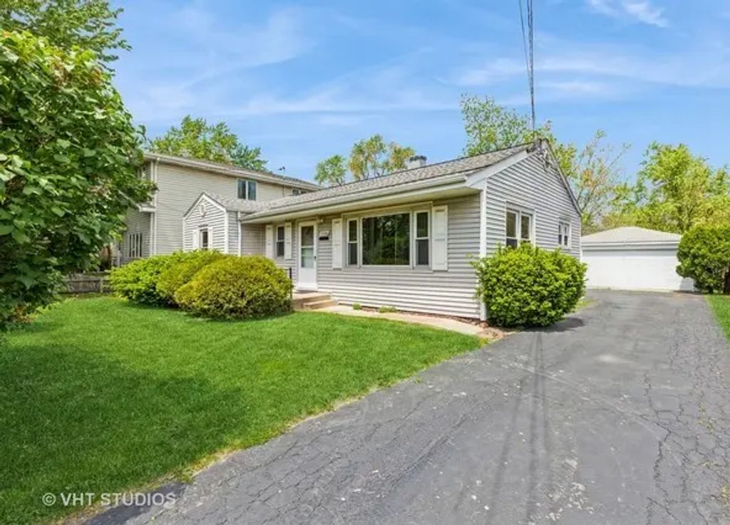 5028 156th Street, Oak Forest