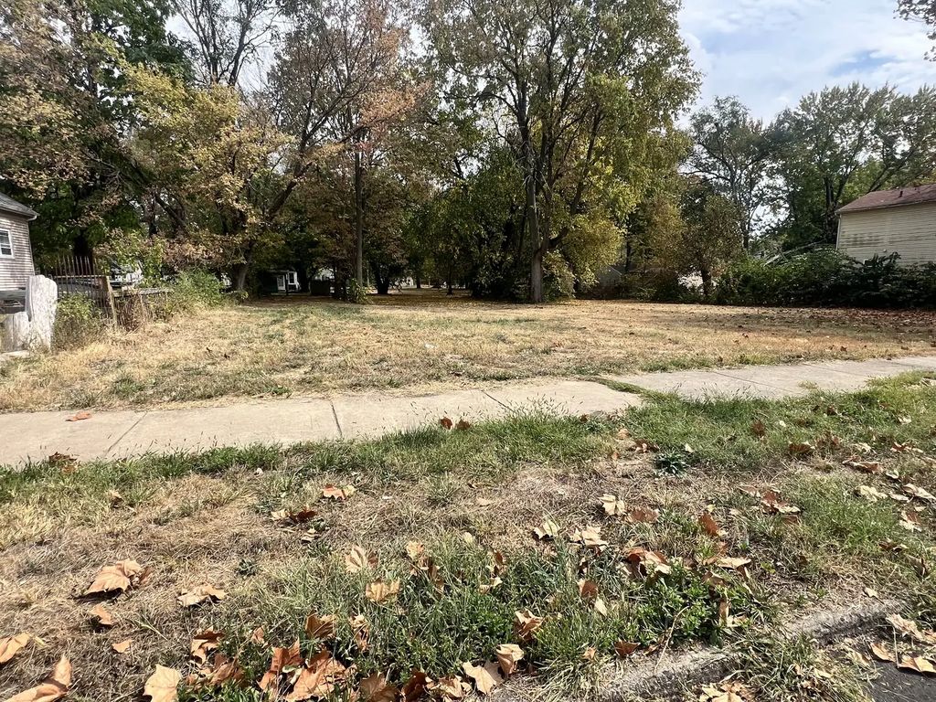 312 S Webster Street, Peoria