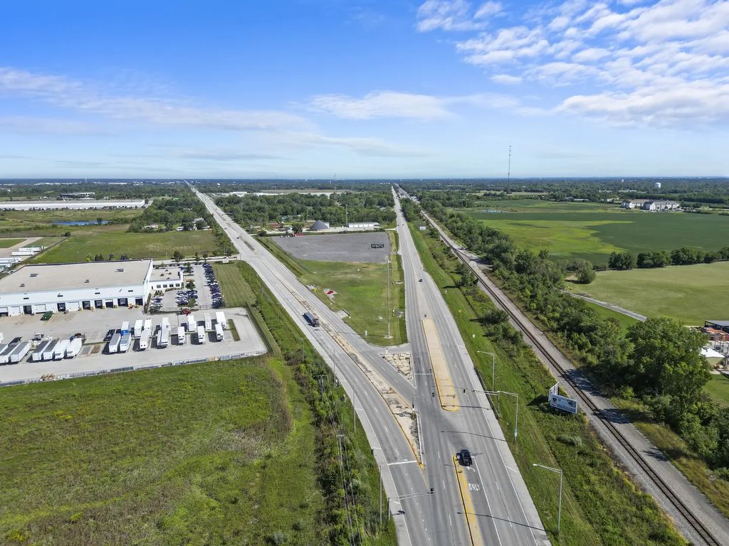 24306 S Governors Highway, Monee