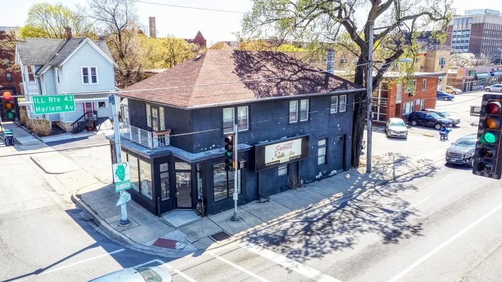 97 Harlem Avenue, Oak Park
