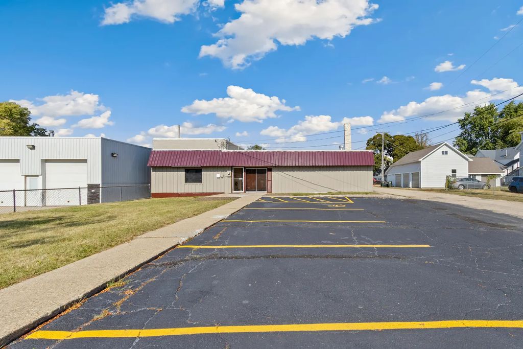 508 E 3rd Street, Sterling