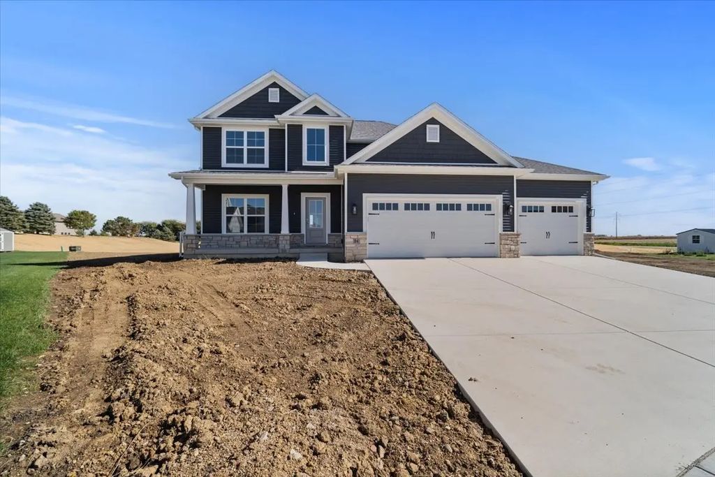 24 Stonehouse Court, Bloomington