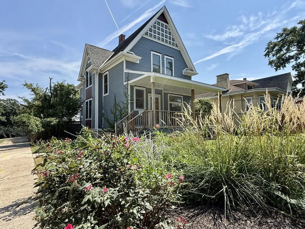 9801 S Longwood Drive, Chicago, 60643