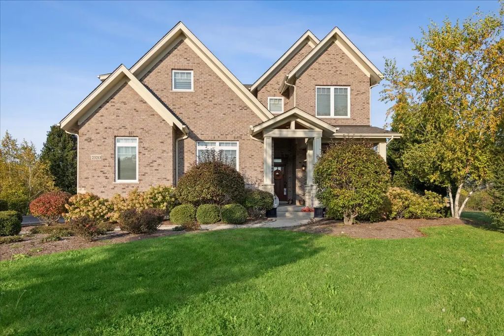 23213 N Sanctuary Club Drive, Kildeer