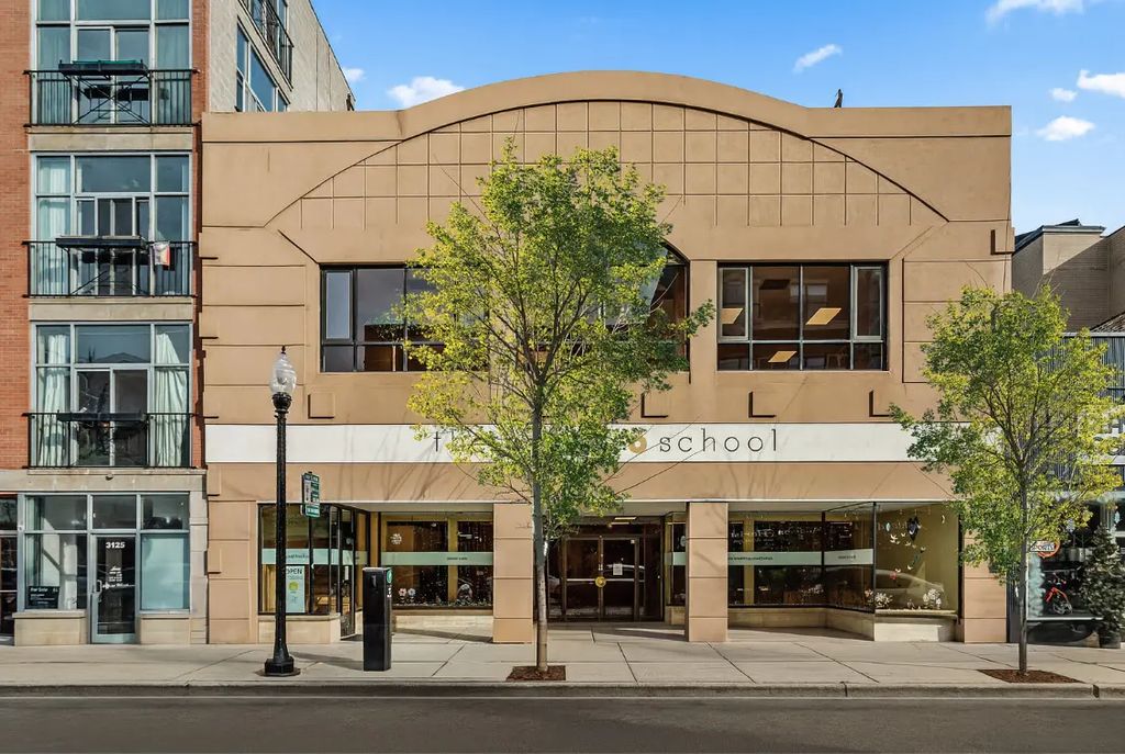 3121 N Lincoln Avenue, Chicago