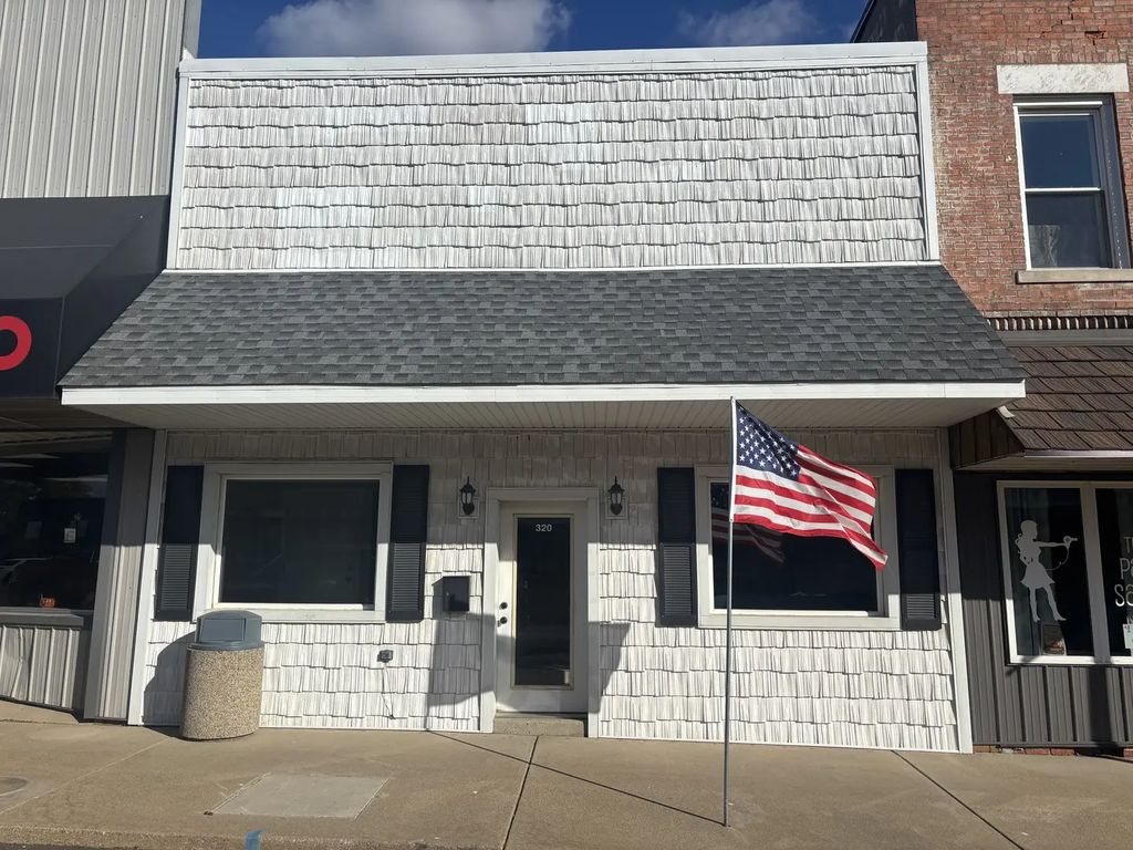 320 N Main Street, Roanoke
