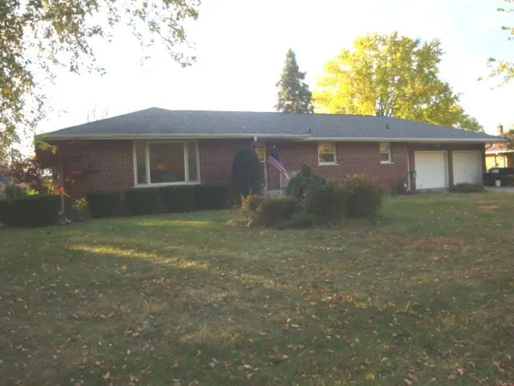 522 N Third Street, Cissna Park