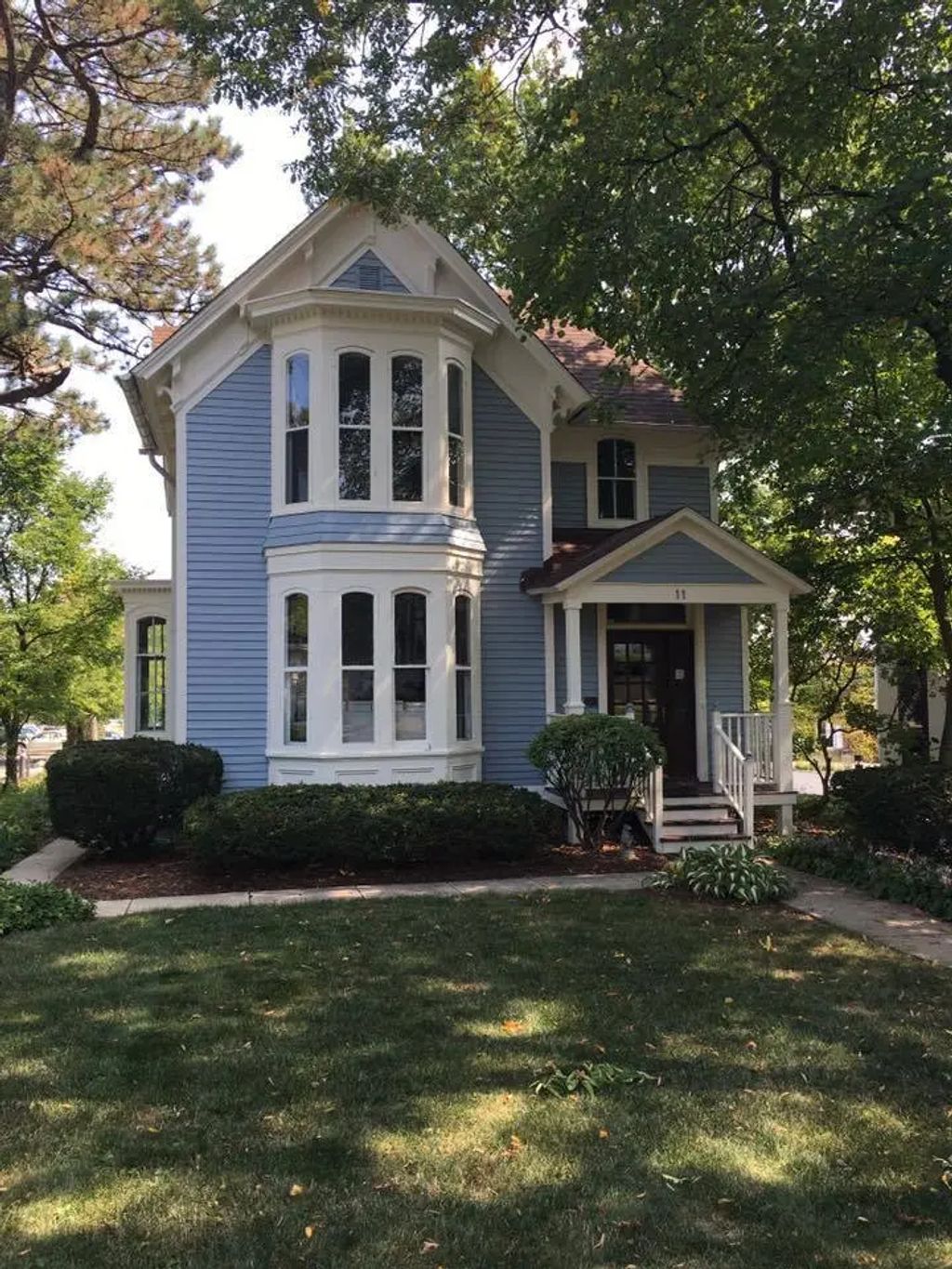 11 N Grant Street 203, Hinsdale