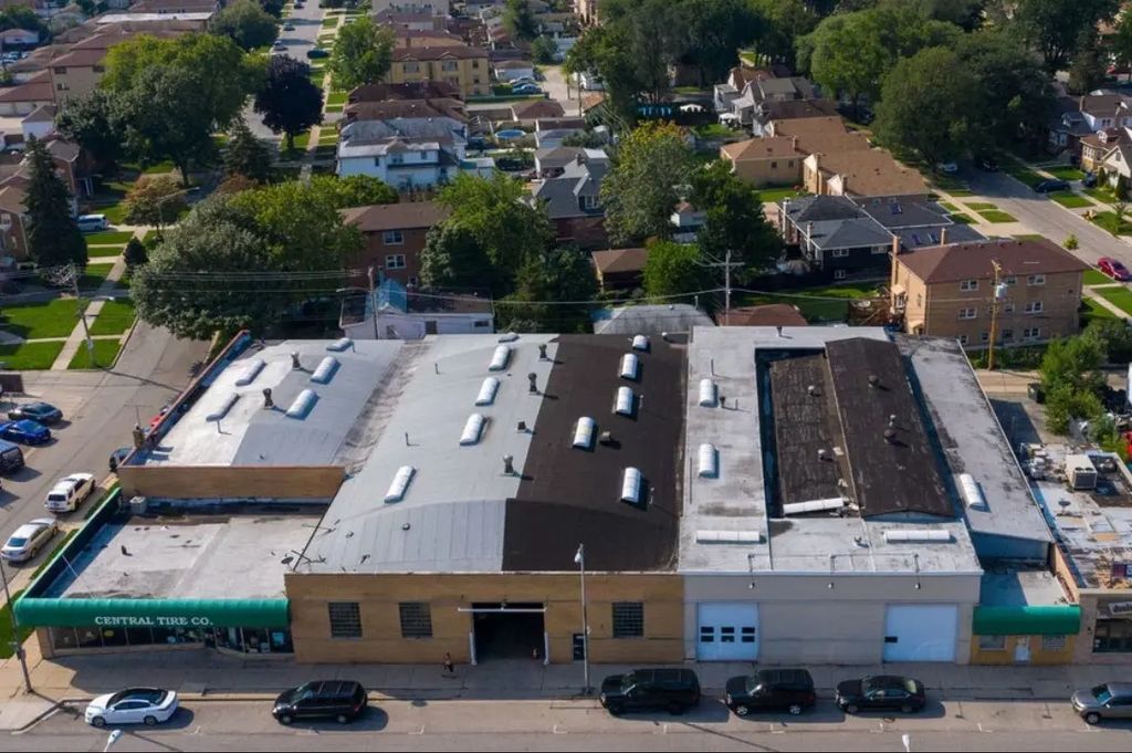 7829 W Grand Avenue, Elmwood Park