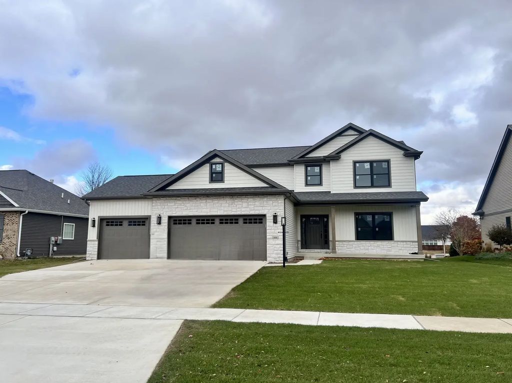 5006 Chestnut Grove Drive, Champaign