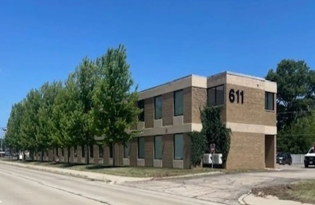611 E Main Street, East Dundee