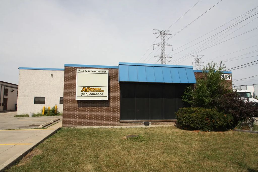 814 S Westwood Avenue, Addison