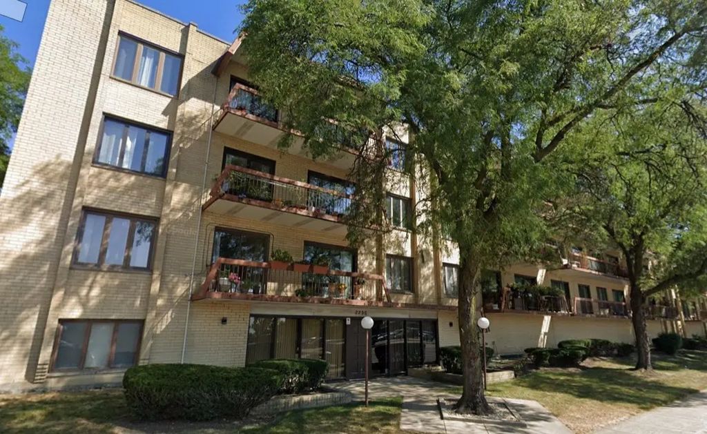 7730 W Dempster Street 209, Morton Grove