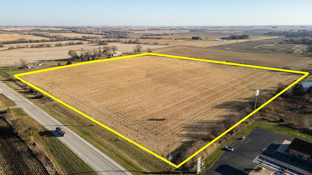 2945 E 24th Road E, Marseilles
