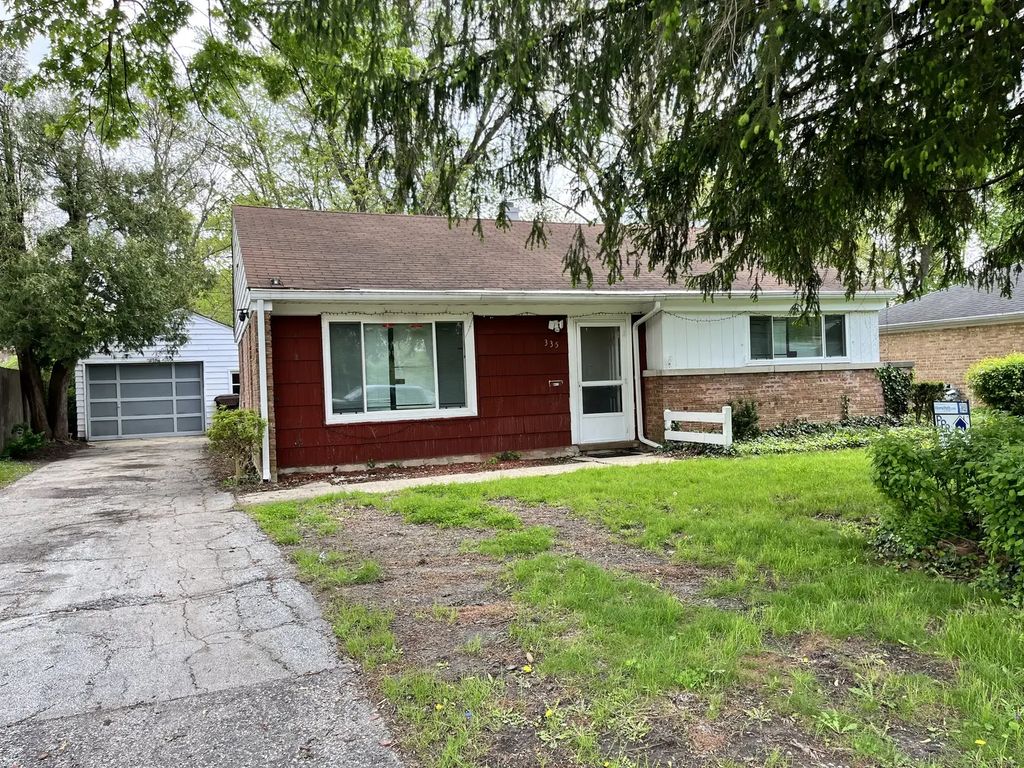 335 Manitowac Street, Park Forest