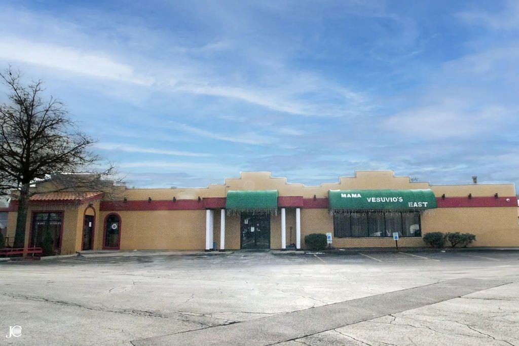 6361 W College Drive, Palos Heights