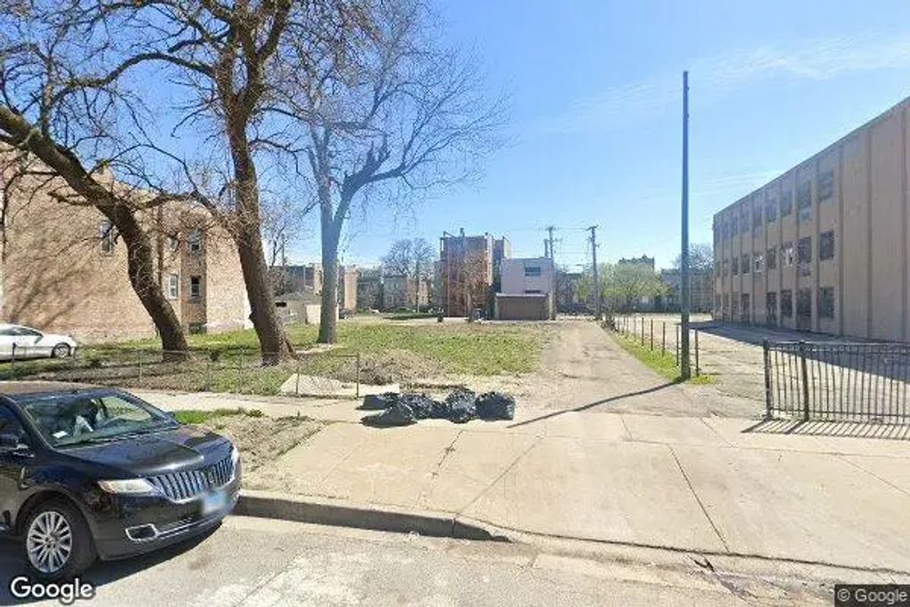 4227 W Adams Street, Chicago