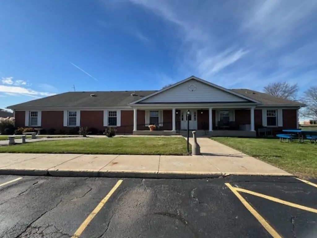2030 N Seminary Avenue, Woodstock
