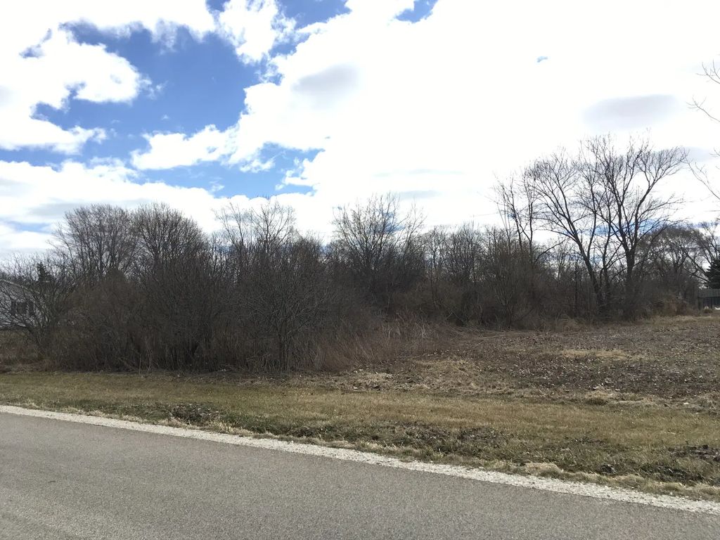 12352 W Atlantic Avenue, Waukegan